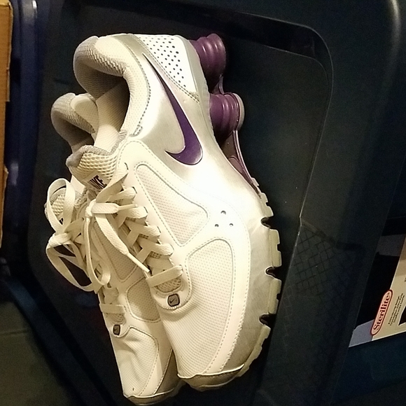 Nike Shoes - NIKE+ SHOX TURBO 10 SHOES